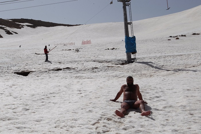 Hakkari'de 4 mevsim bir arada! kayak, buzlu suda yüzmek, ve bisiklet tur 15