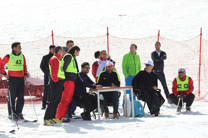 Hakkari'de 4 mevsim bir arada! kayak, buzlu suda yüzmek, ve bisiklet tur 19
