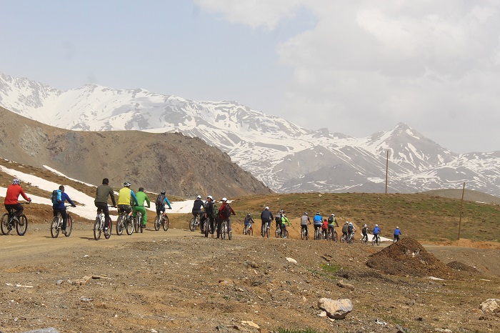 Hakkari'de 4 mevsim bir arada! kayak, buzlu suda yüzmek, ve bisiklet tur 25