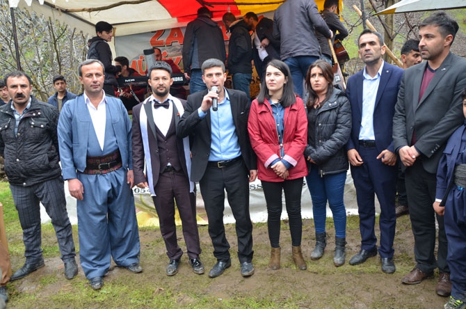 Ölmez ailesinin mutlu günü! 19