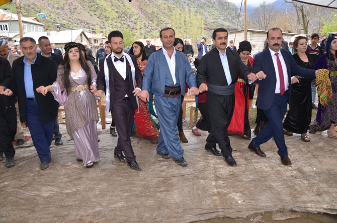 Ölmez ailesinin mutlu günü! 21