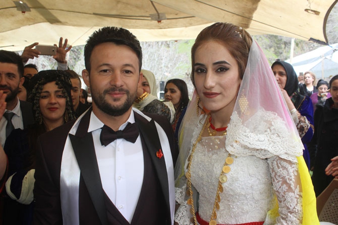 Ölmez ailesinin mutlu günü! 22