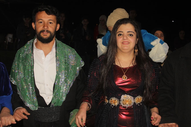 Ölmez ailesinin mutlu günü! 25