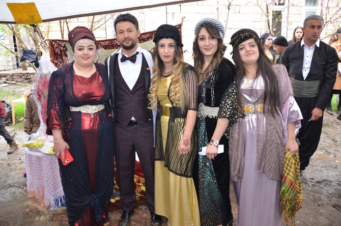 Ölmez ailesinin mutlu günü! 29