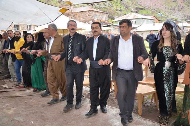 Ölmez ailesinin mutlu günü! 6