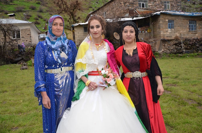 Ölmez ailesinin mutlu günü! 9