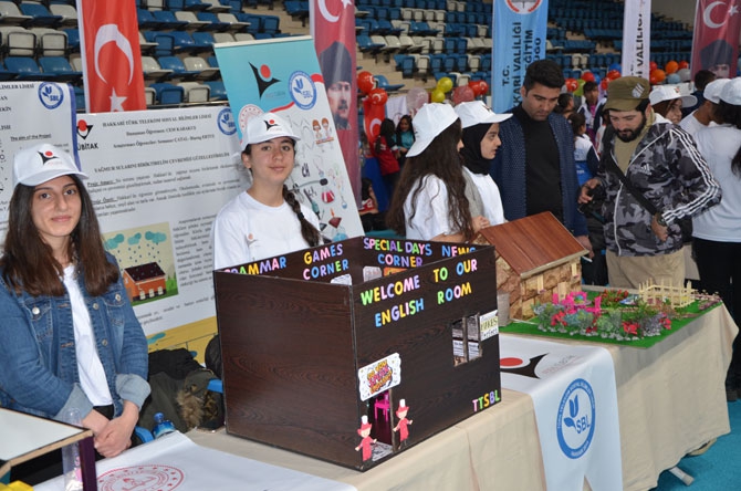 Hakkari’de TÜBİTAK bilim fuarı etkinliği 3