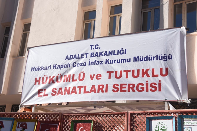 Hakkari'deki tutuklu ve hükümlüler sergi açtı 1