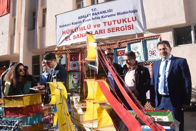 Hakkari'deki tutuklu ve hükümlüler sergi açtı 3