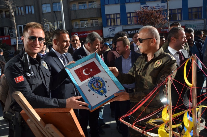 Hakkari'deki tutuklu ve hükümlüler sergi açtı 5