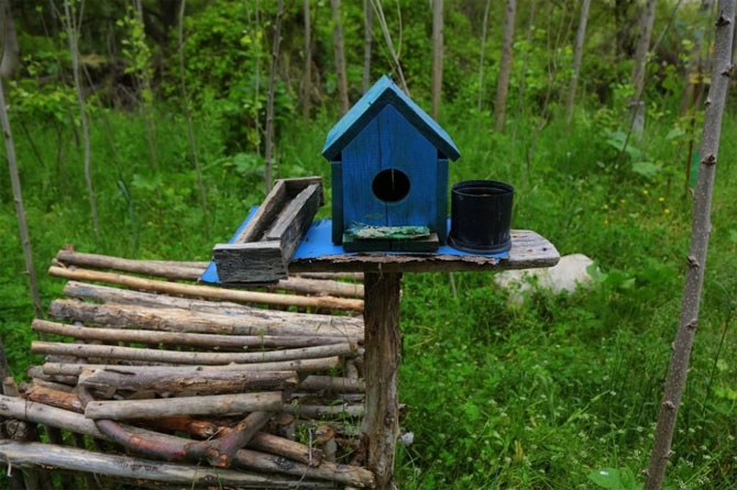 Hayalindeki evi yaptı: Kentten uzak, her şey mavi 2