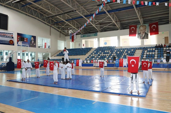 Hakkari'de 19 Mayıs kutlamaları 10