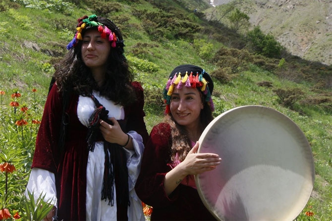 Hakkari'de doğaseverlerin 'Ters Lale' buluşması 13