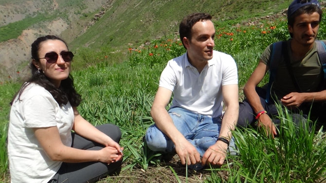 Hakkari'de doğaseverlerin 'Ters Lale' buluşması 23