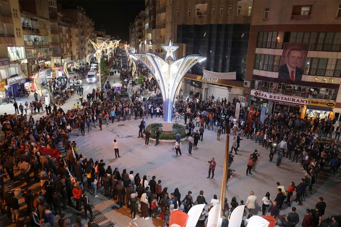 Hakkari 19 Mayıs'ı Atabarı oynayarak kutladı! 11