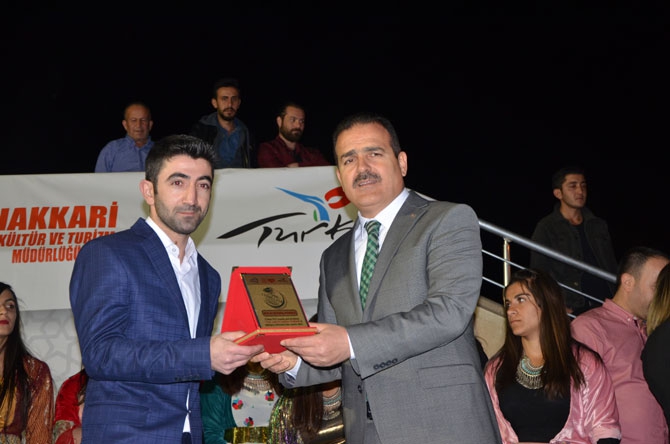 Hakkari'de "Ters Lale ve Uçkun Festivali" 21