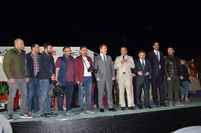 Hakkari'de "Ters Lale ve Uçkun Festivali" 25