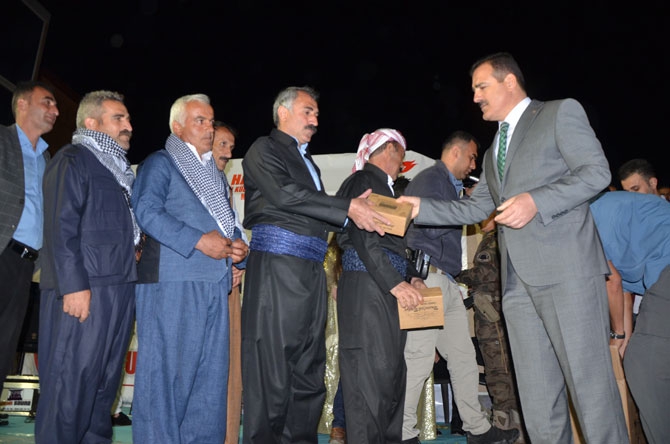 Hakkari'de "Ters Lale ve Uçkun Festivali" 27