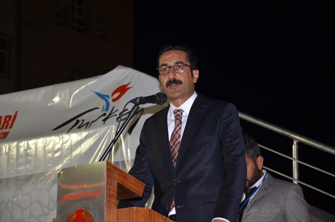 Hakkari'de "Ters Lale ve Uçkun Festivali" 8