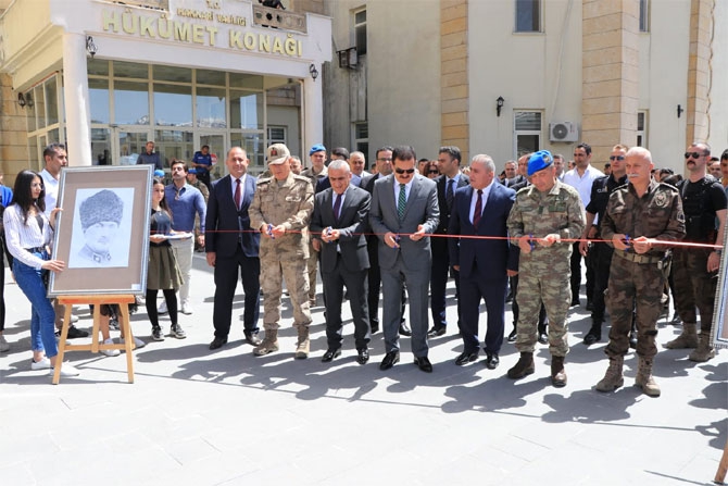 Güzel Sanatlar Lisesi öğrencilerinin sergisi açıldı 5