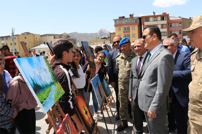 Güzel Sanatlar Lisesi öğrencilerinin sergisi açıldı 9