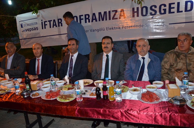 VEDAŞ ve VEPSAŞ personeli iftarda buluştu! 4