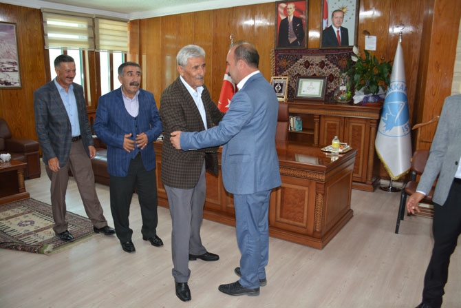 Hakkari Belediyesi'nde bayramlaşma! 13