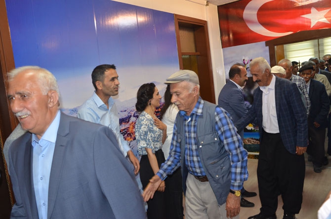 Hakkari Belediyesi'nde bayramlaşma! 7