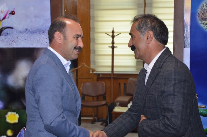 Hakkari Belediyesi'nde bayramlaşma! 8