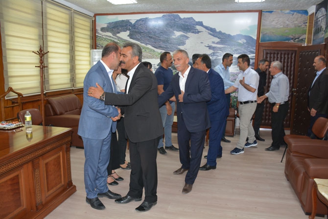 Hakkari Belediyesi'nde bayramlaşma! 9