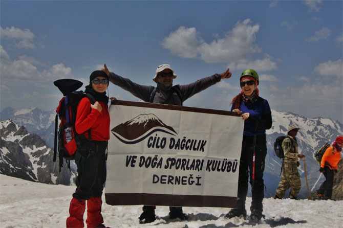 Bayramda, Cilo-Sat Dağları'na tırmandılar 3