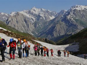 Bayramda, Cilo-Sat Dağları'na tırmandılar