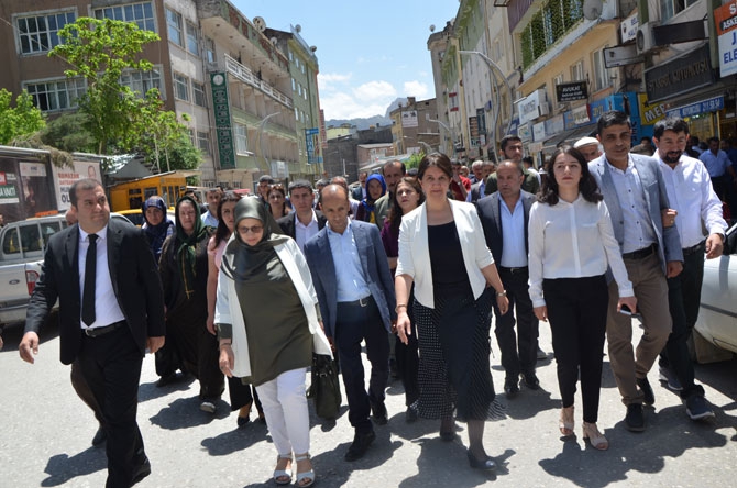 Buldan, İstanbul İçin Hakkari’den destek istedi 12