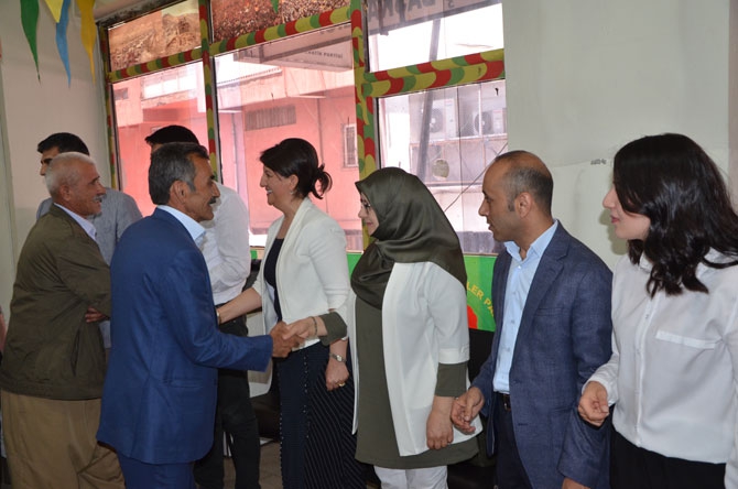 Buldan, İstanbul İçin Hakkari’den destek istedi 9