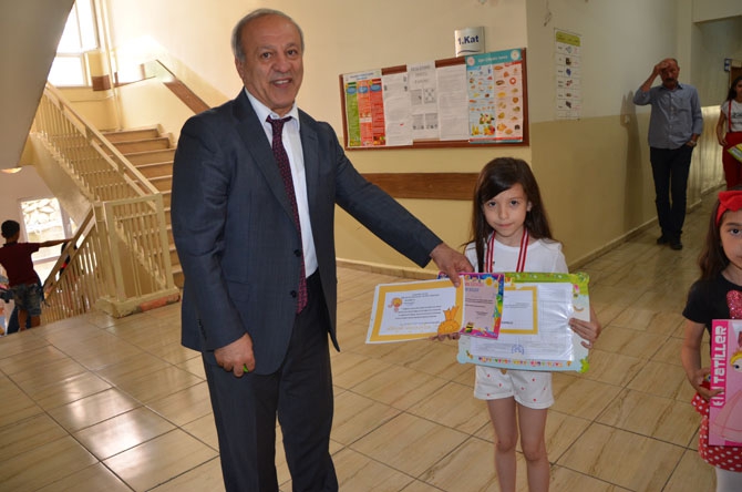 Hakkari'de öğrencilerin yaz tatili sevinci 20