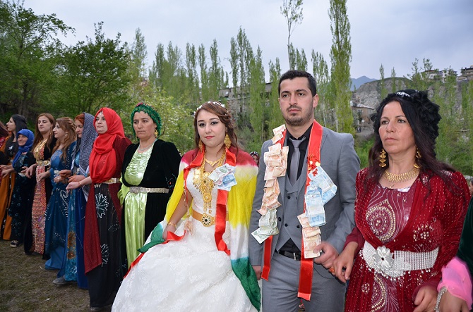 Özer Ailesinin mutlu günü 2