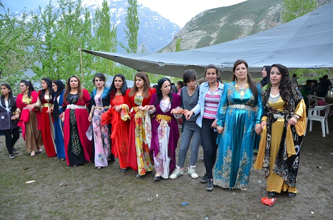 Özer Ailesinin mutlu günü 21