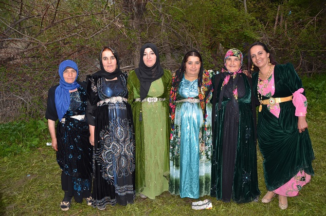 Özer Ailesinin mutlu günü 35