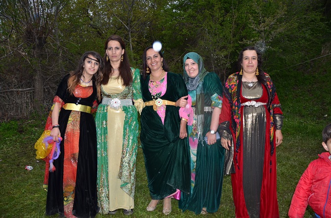 Özer Ailesinin mutlu günü 40