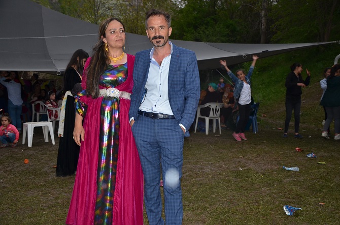 Özer Ailesinin mutlu günü 51