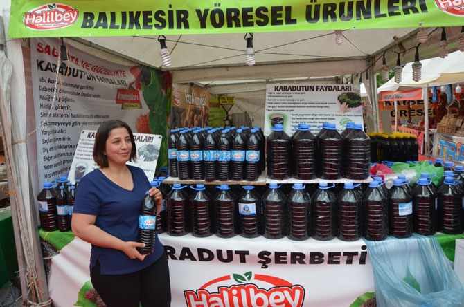 Hakkari’de yöresel ürünler fuarı açıldı! 4