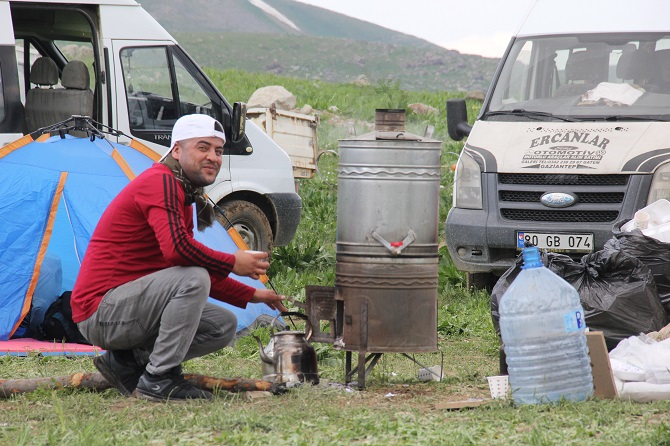 Yaz ayında Hakkari'de kaymanın keyfinin yaşadılar 22