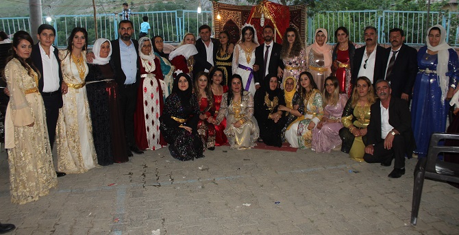 Gür ailesinin mutlu günü! 10