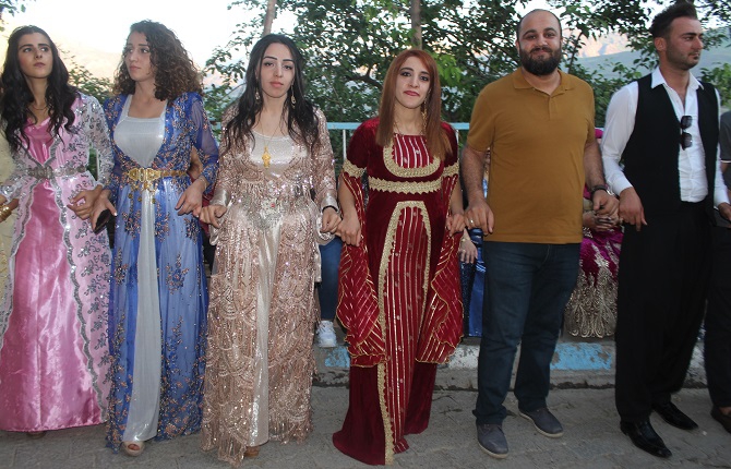 Gür ailesinin mutlu günü! 21