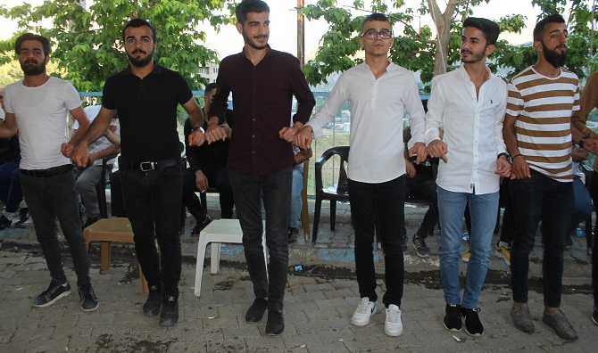 Gür ailesinin mutlu günü! 41