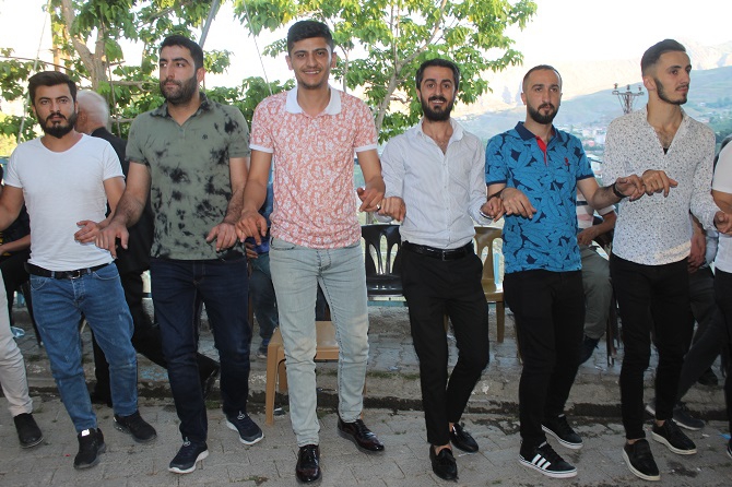 Gür ailesinin mutlu günü! 43