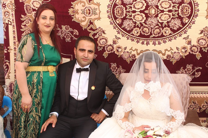 Demir ailesinin mutlu günü 2