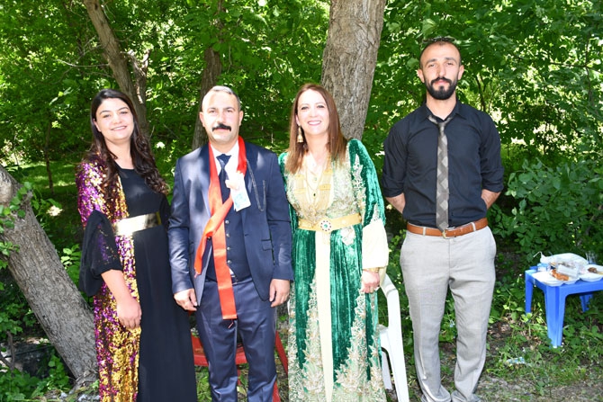 Adıyaman ailesinin mutlu günü 23