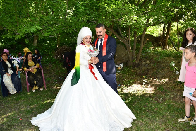 Adıyaman ailesinin mutlu günü 36