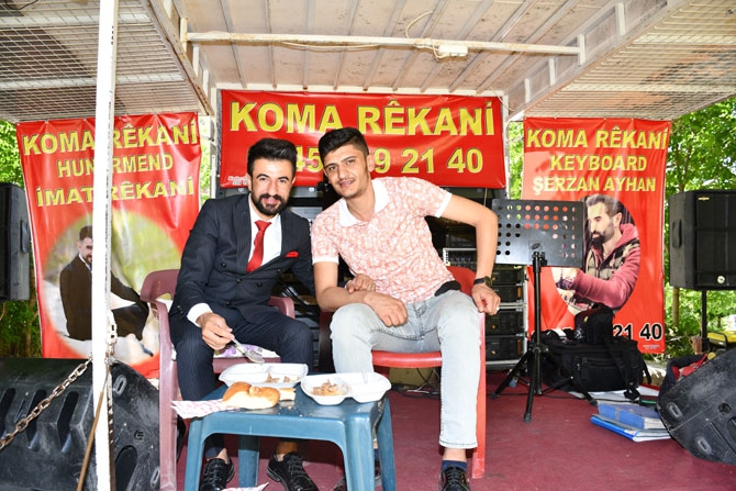 Adıyaman ailesinin mutlu günü 38